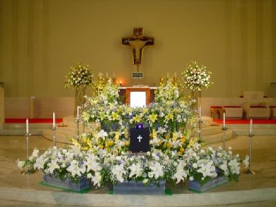 カトリック南山教会での施行例（骨葬）